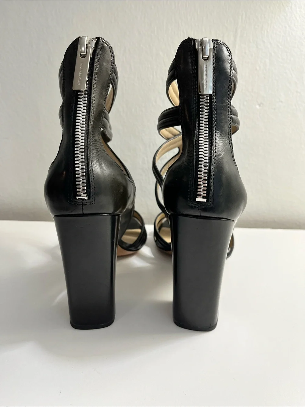 Michael Kors Preston Leather Strappy Block Heel Sandals Size 9
